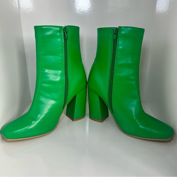 Women’s Streetwear Society Vibrant Green Heeled Boots, Size 6 - Picture 7 of 9